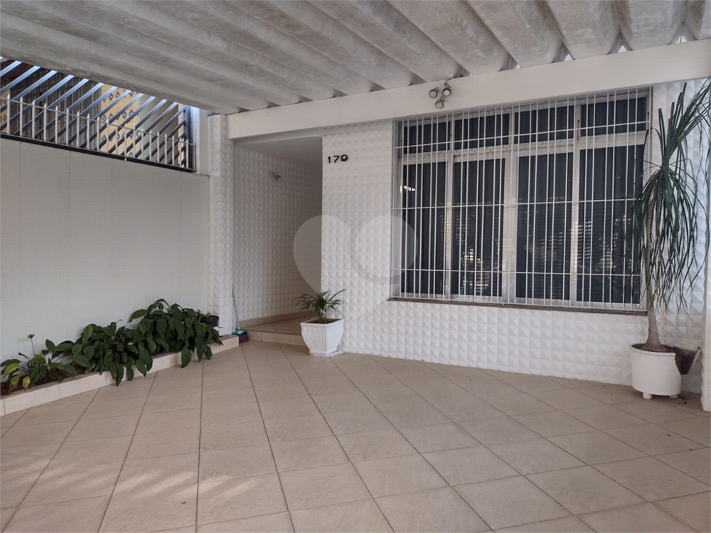 Casa à venda com 3 quartos, 172m² - Foto 2