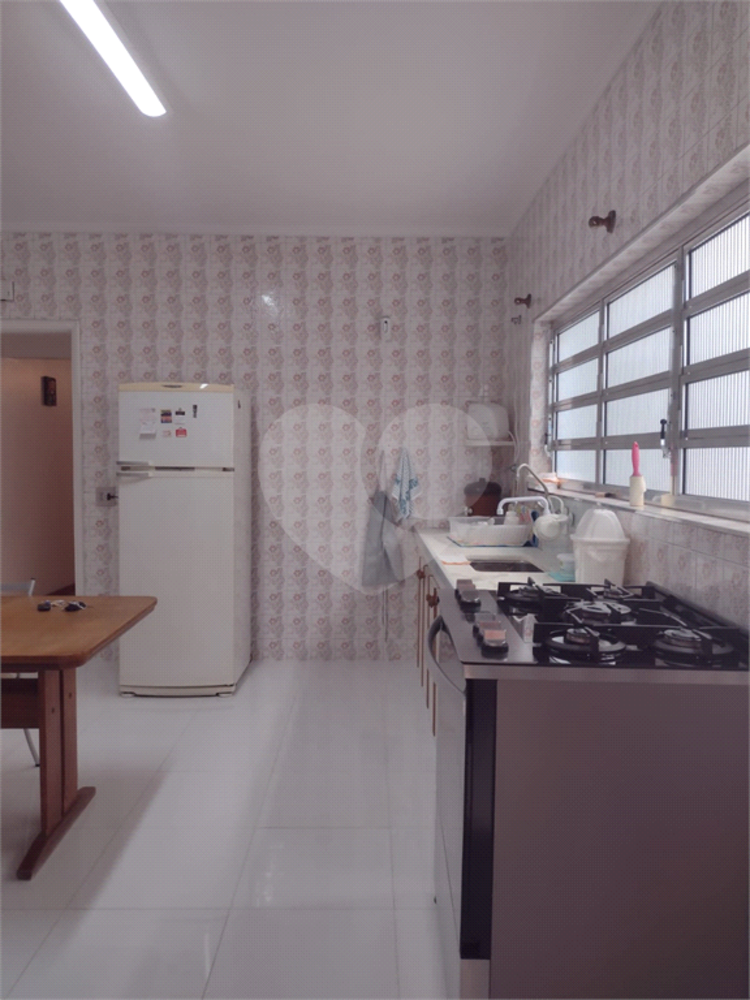 Casa à venda com 3 quartos, 172m² - Foto 9