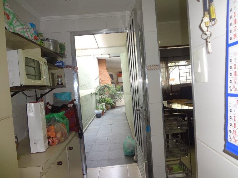 Sobrado à venda com 5 quartos, 266m² - Foto 3