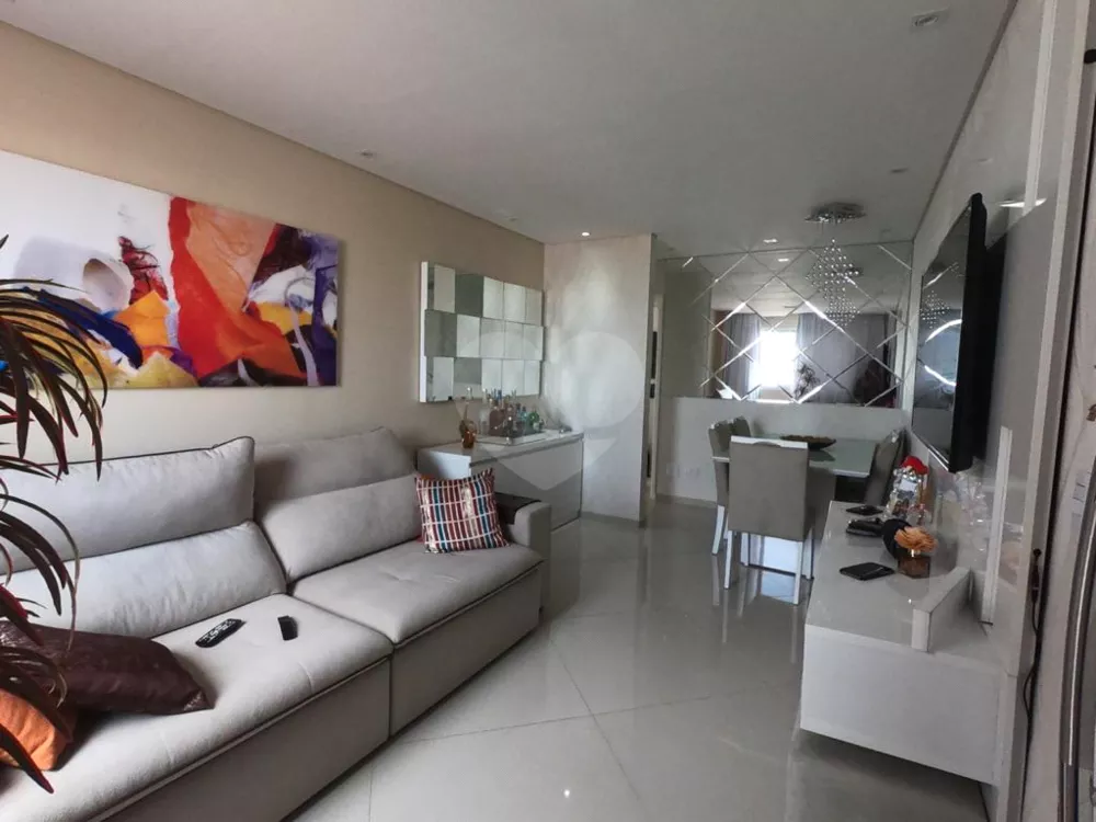 Apartamento à venda com 2 quartos, 62m² - Foto 3