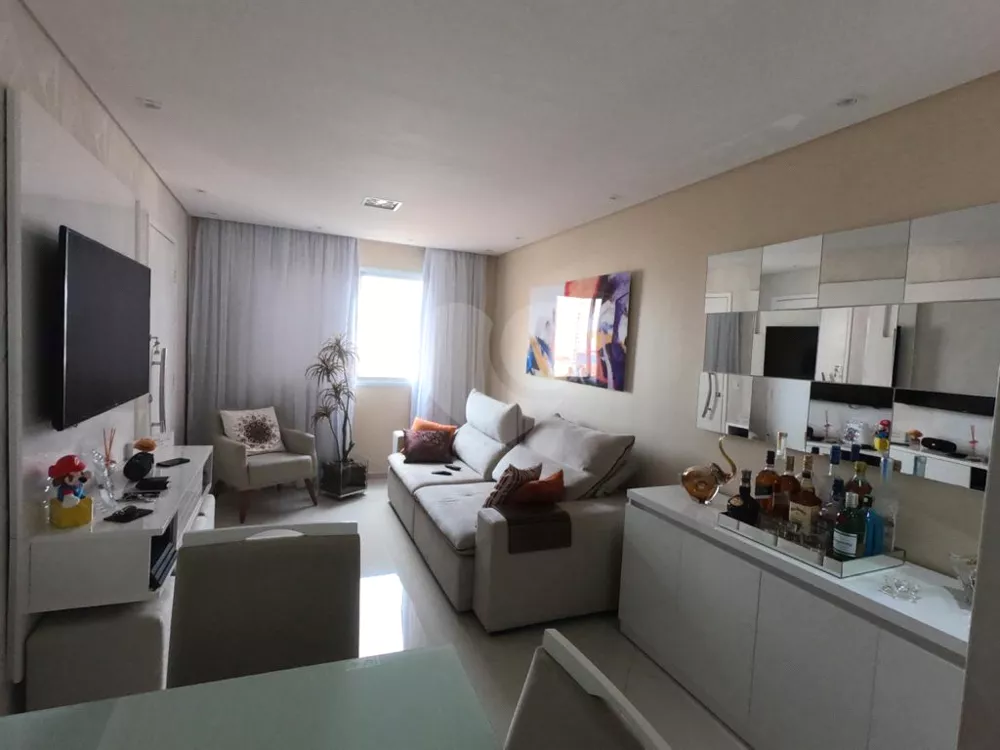 Apartamento à venda com 2 quartos, 62m² - Foto 2