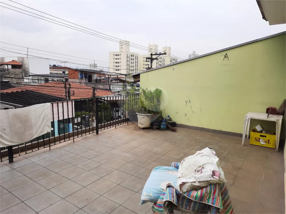 Sobrado à venda com 3 quartos, 160m² - Foto 4