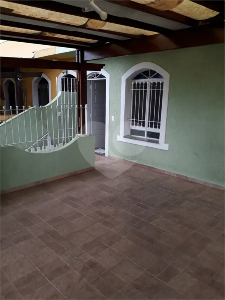 Sobrado à venda com 2 quartos, 104m² - Foto 1