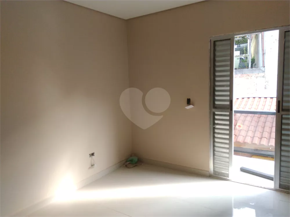 Sobrado à venda com 3 quartos, 180m² - Foto 4