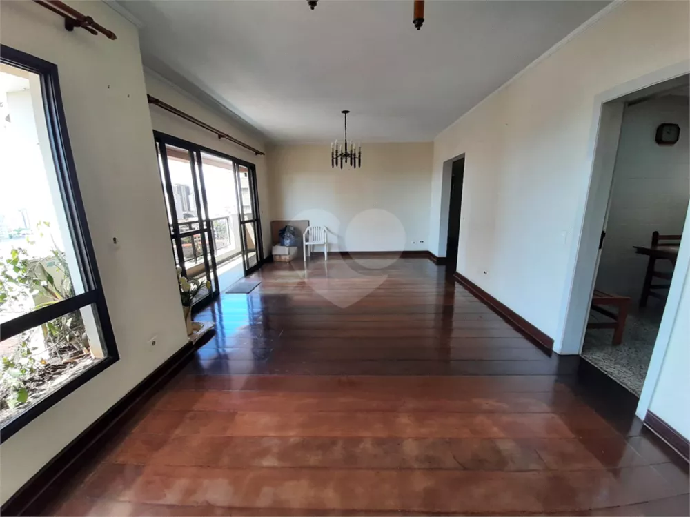 Apartamento à venda com 4 quartos, 174m² - Foto 4