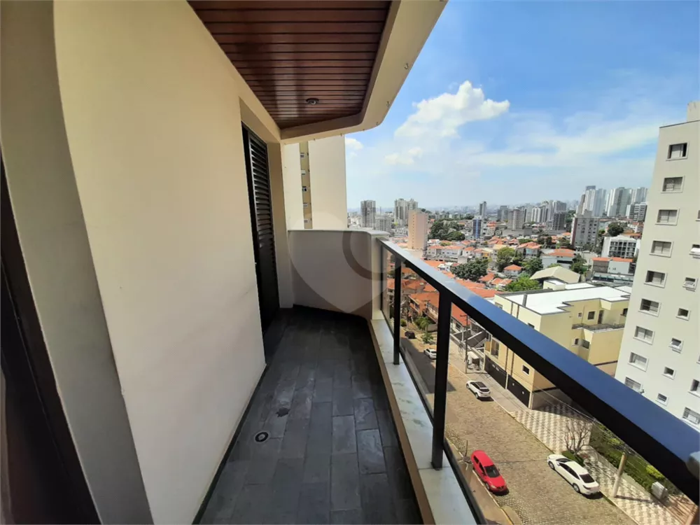 Apartamento à venda com 4 quartos, 174m² - Foto 2