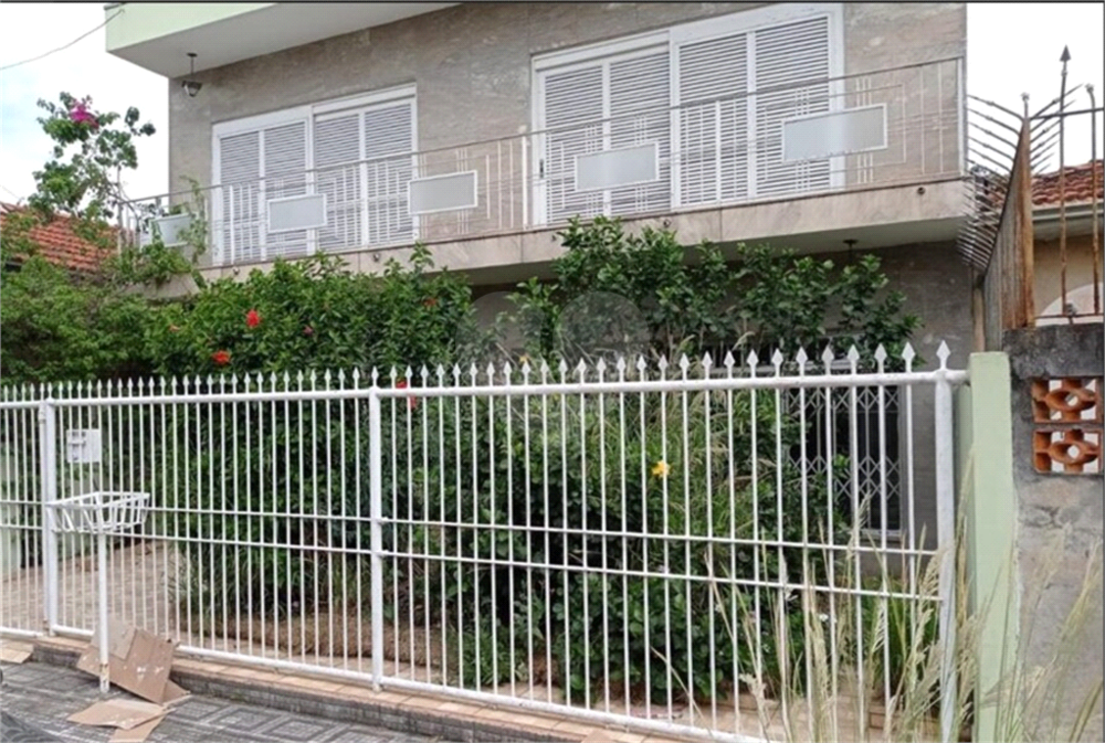 Sobrado à venda com 3 quartos, 226m² - Foto 4