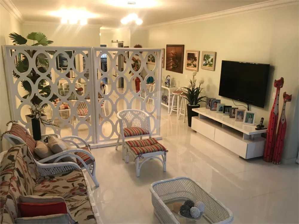 Apartamento à venda com 3 quartos, 168m² - Foto 1