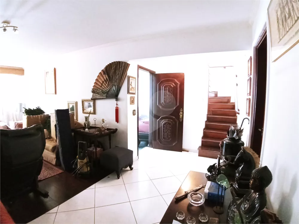 Sobrado à venda com 3 quartos, 241m² - Foto 3