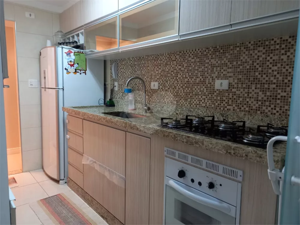 Apartamento à venda com 2 quartos, 52m² - Foto 4