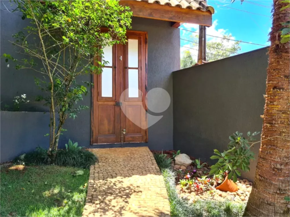 Casa de Condomínio à venda com 6 quartos, 390m² - Foto 3