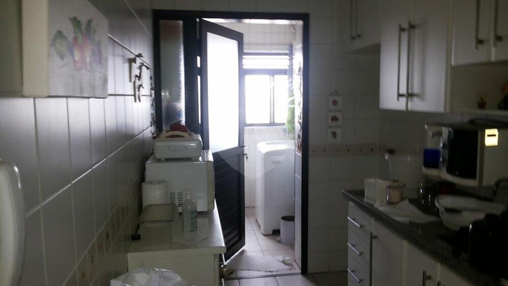 Apartamento à venda com 2 quartos, 60m² - Foto 3