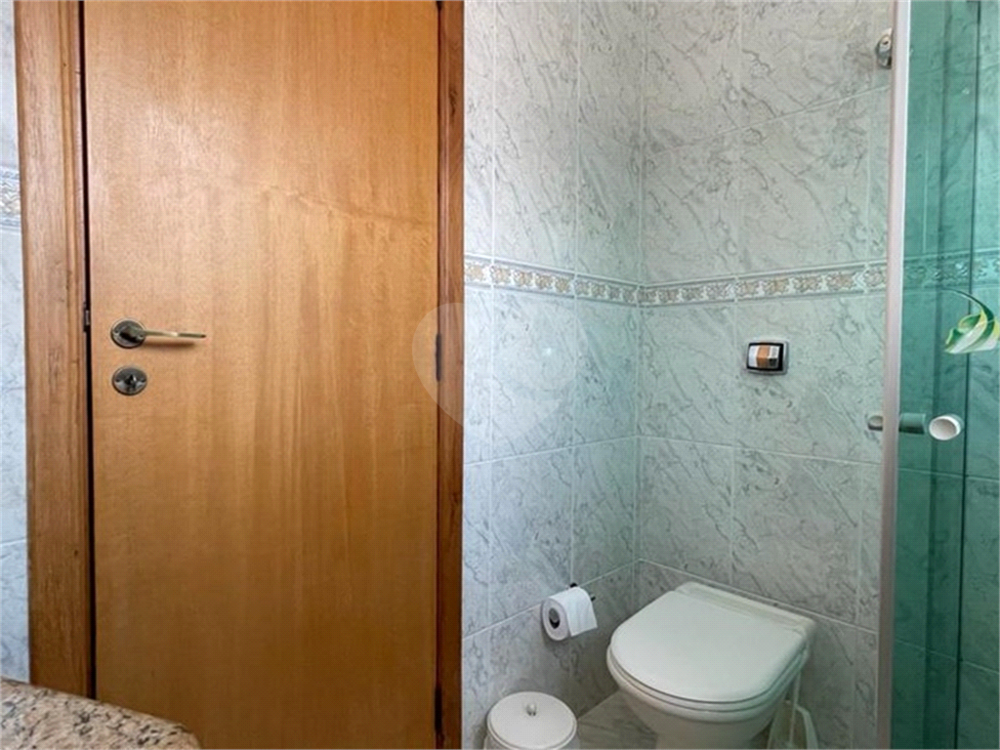 Sobrado à venda com 3 quartos, 240m² - Foto 13
