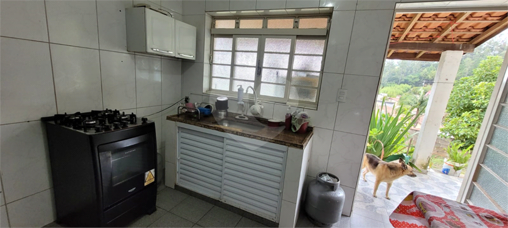 Casa à venda com 5 quartos, 248m² - Foto 2