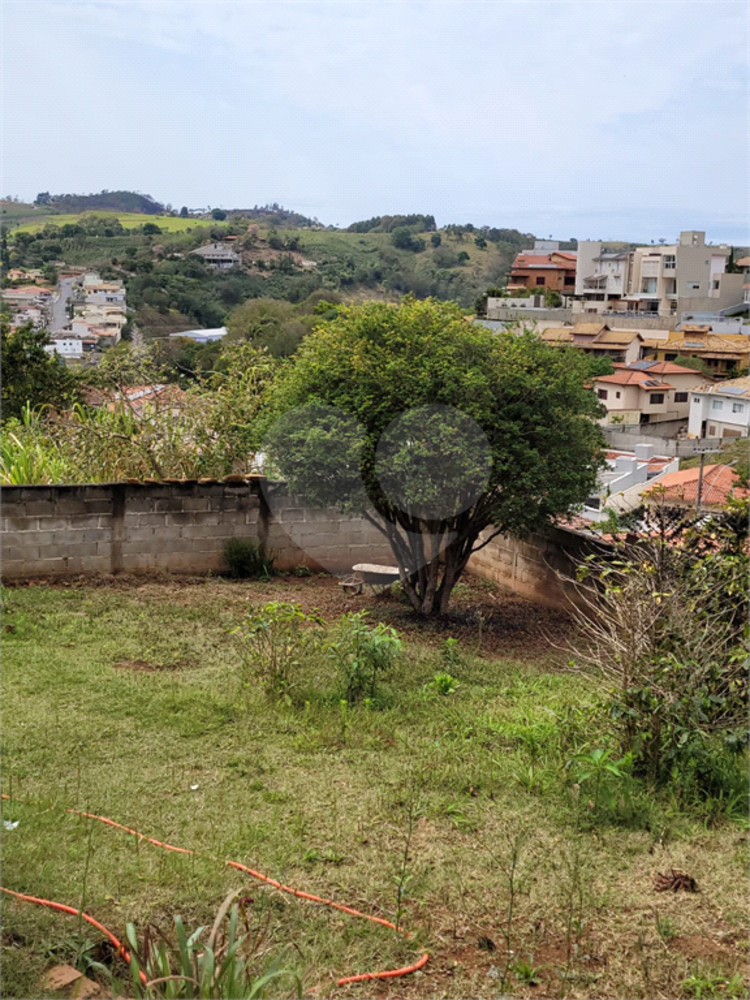 Casa à venda com 5 quartos, 248m² - Foto 13