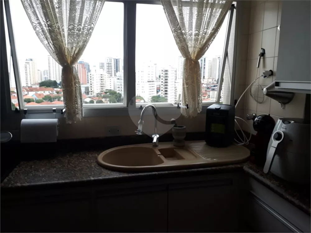 Apartamento à venda e aluguel com 3 quartos, 159m² - Foto 3