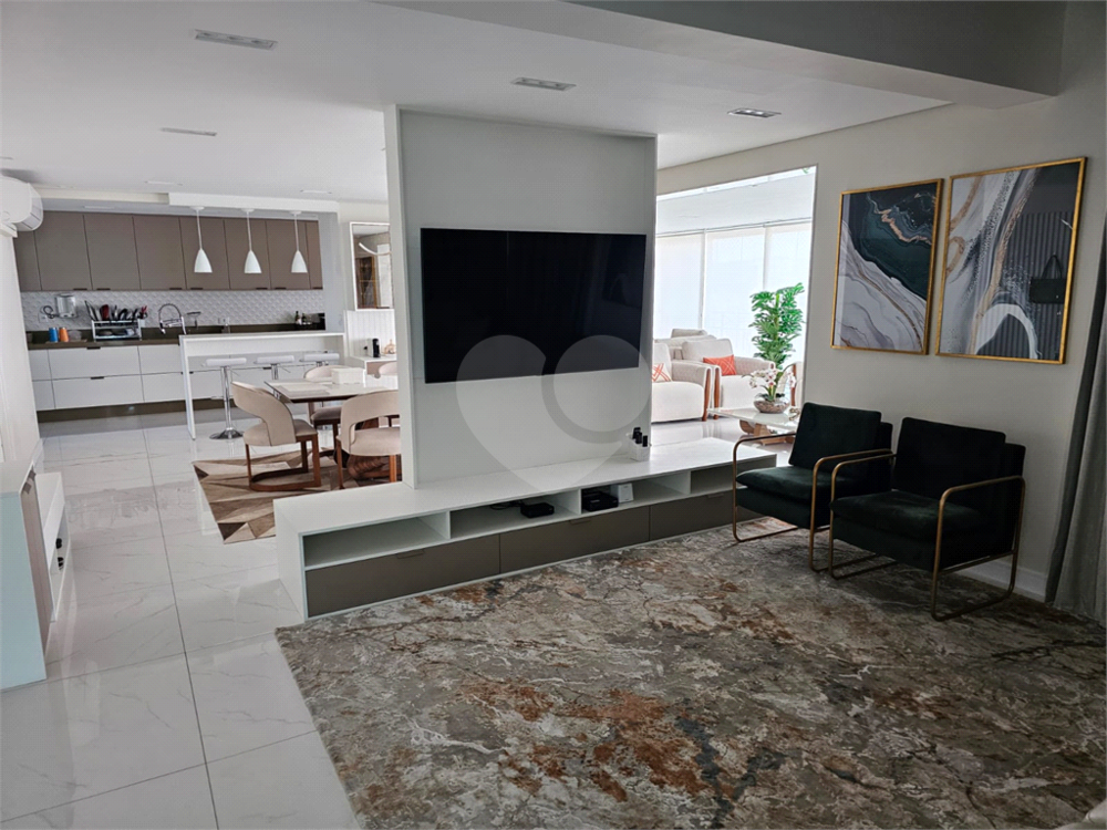Cobertura à venda com 4 quartos, 335m² - Foto 2