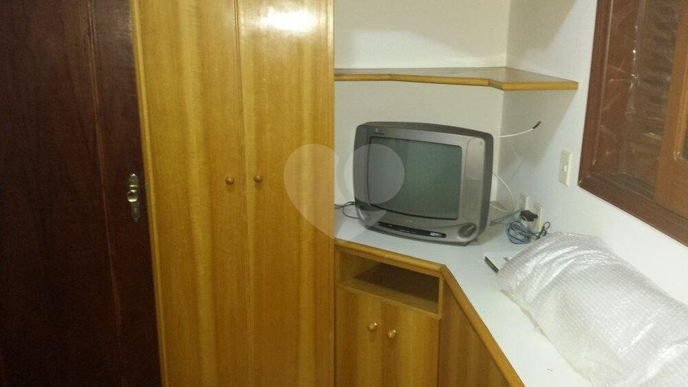 Sobrado à venda com 3 quartos, 200m² - Foto 12