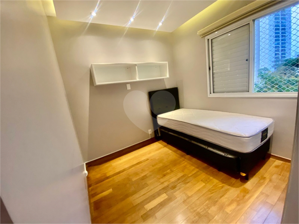 Apartamento, 3 quartos, 144 m² - Foto 1