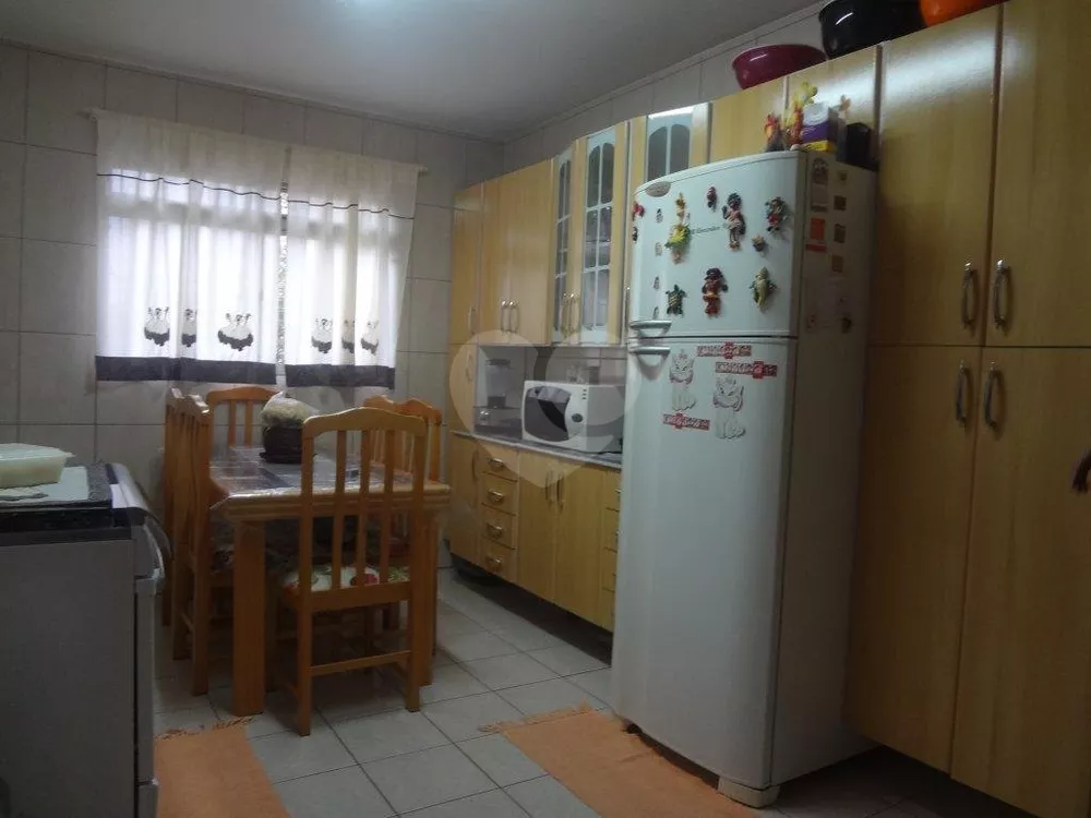 Sobrado à venda com 2 quartos, 72m² - Foto 4