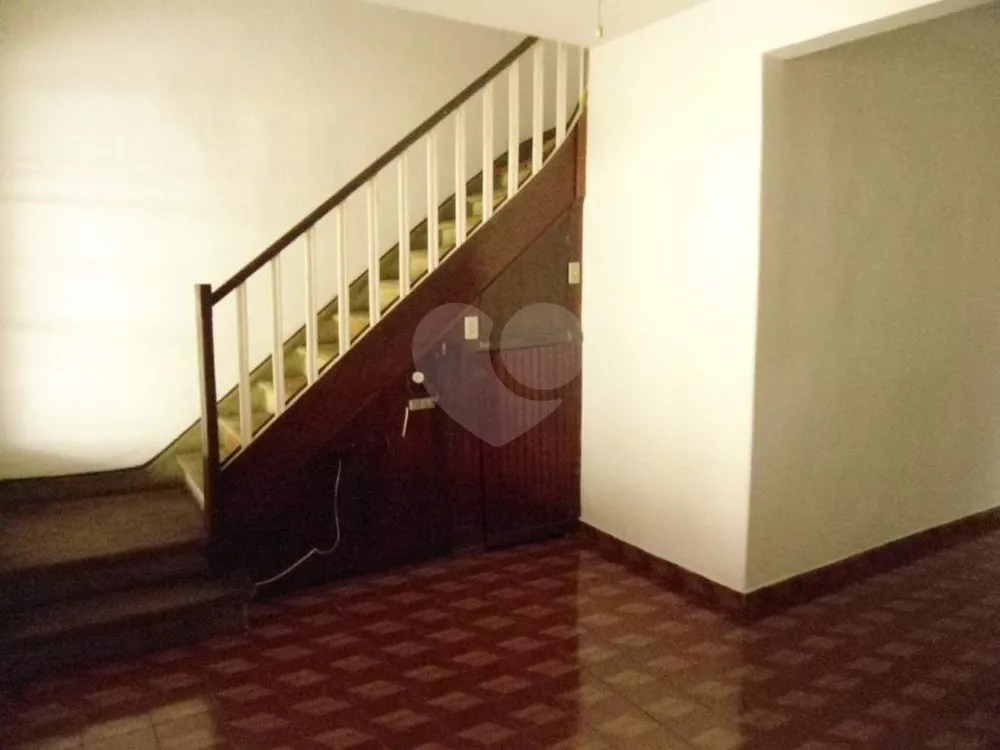 Sobrado à venda com 2 quartos, 100m² - Foto 2