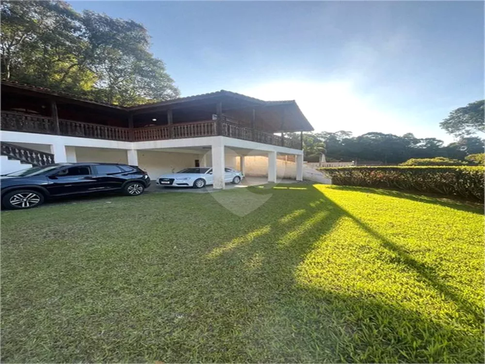 Casa de Condomínio à venda com 3 quartos, 230m² - Foto 3