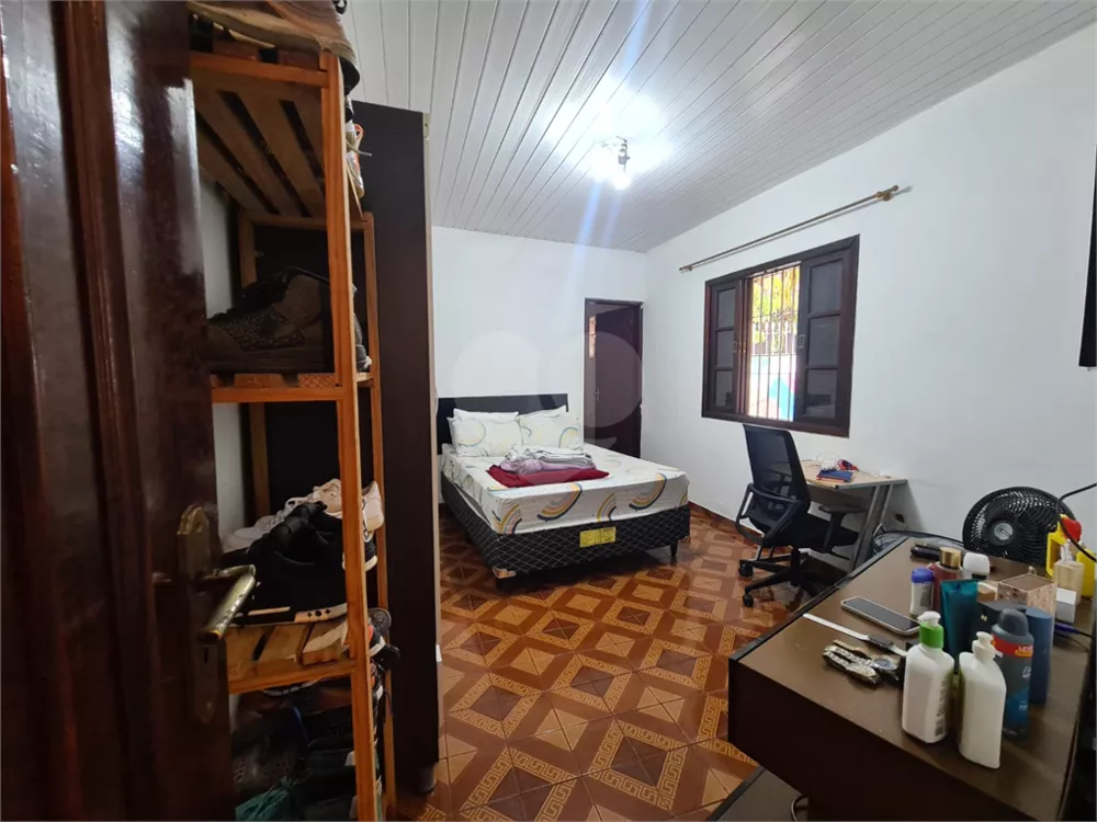 Casa, 4 quartos, 244 m² - Foto 2