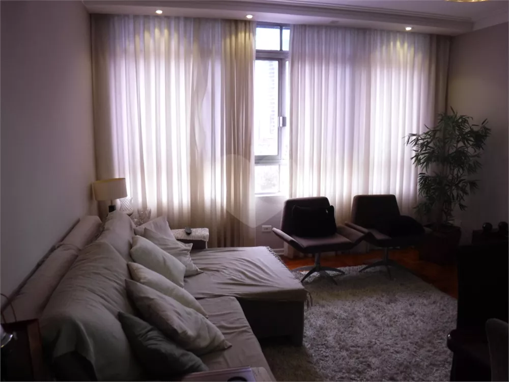 Apartamento à venda com 2 quartos, 100m² - Foto 4