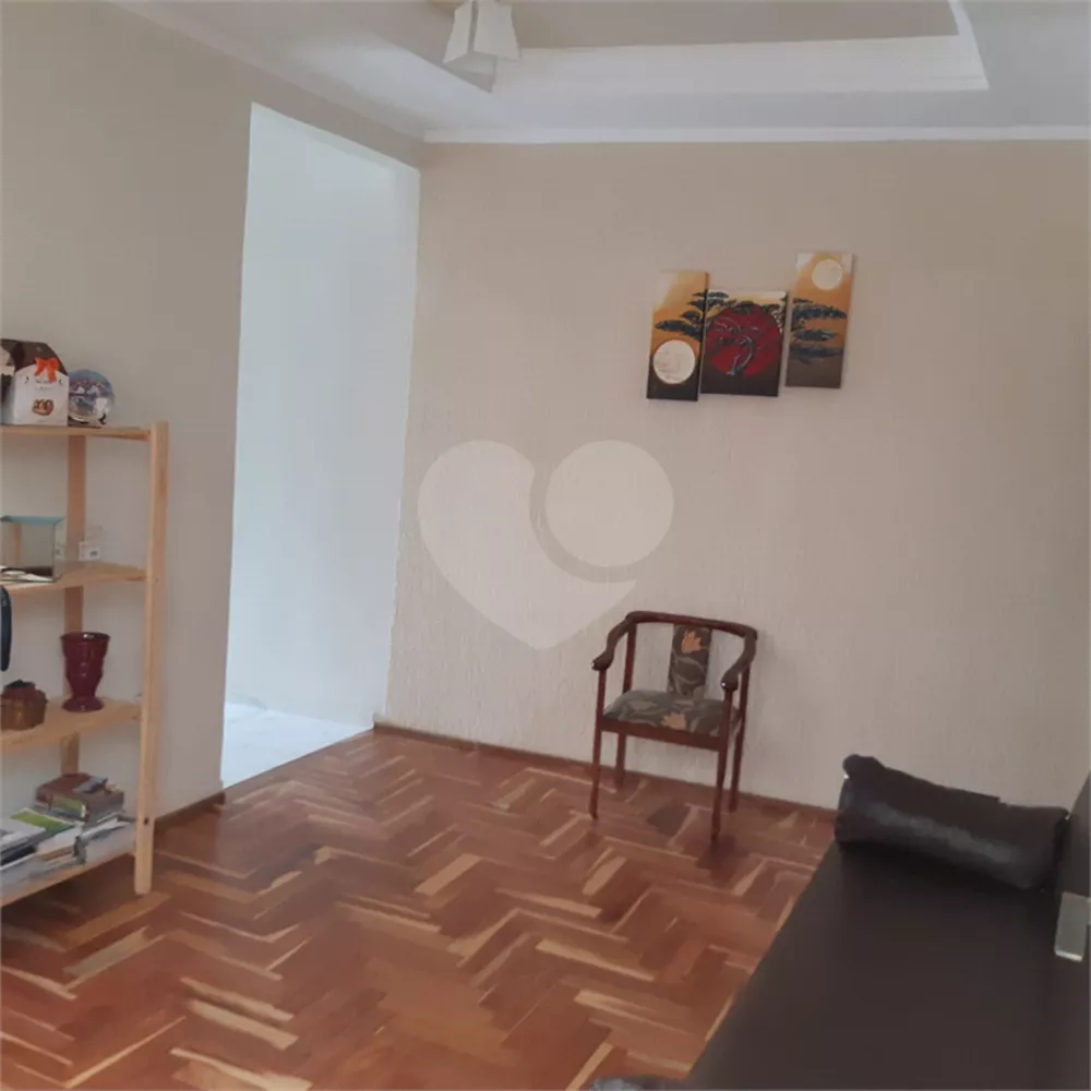 Casa à venda com 2 quartos, 130m² - Foto 4