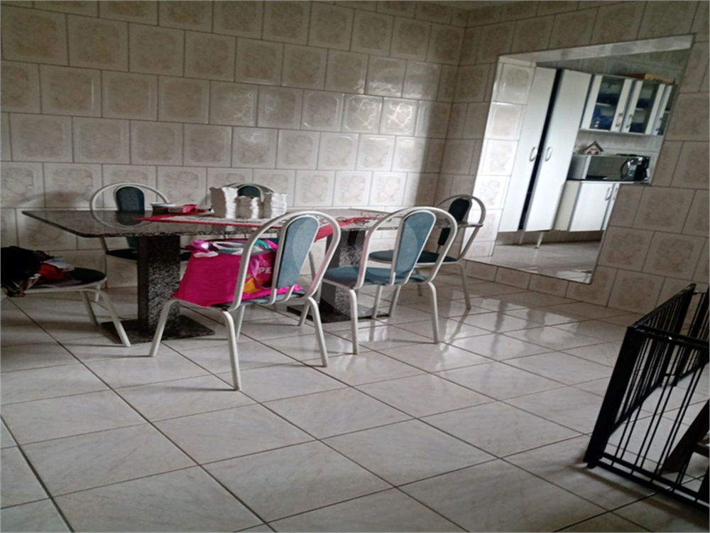 Sobrado, 2 quartos, 245 m² - Foto 2