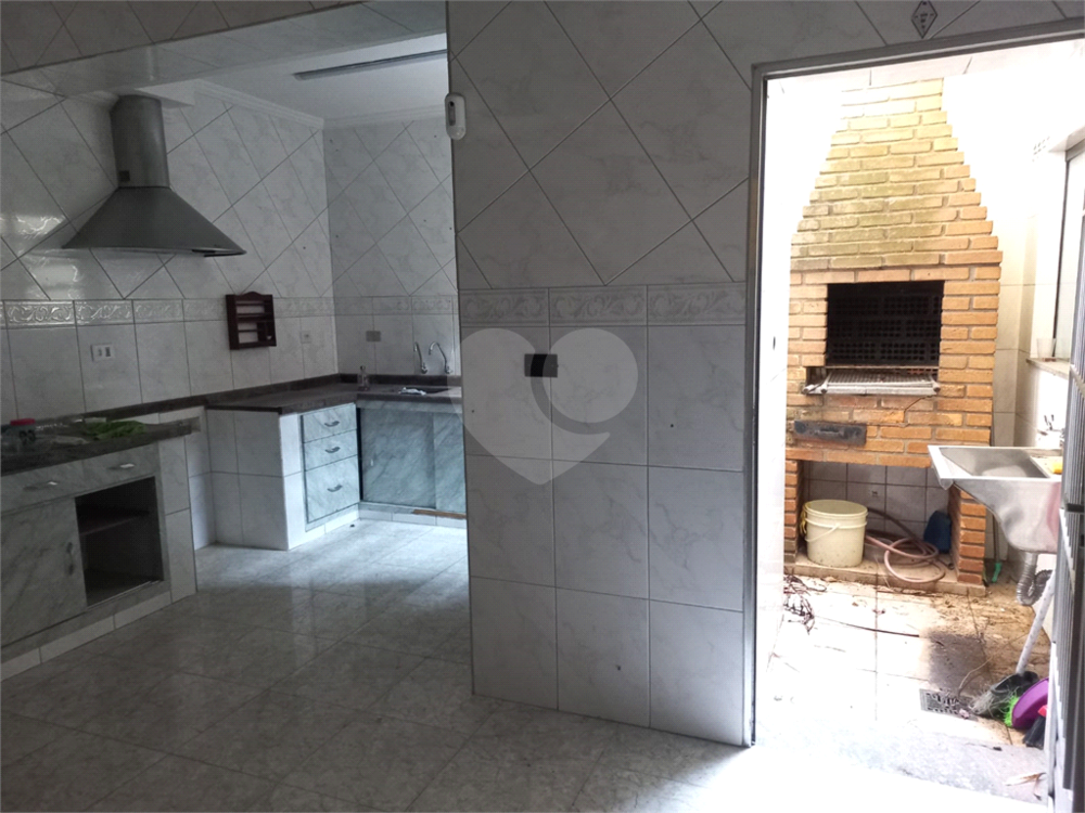 Sobrado, 3 quartos, 280 m² - Foto 1