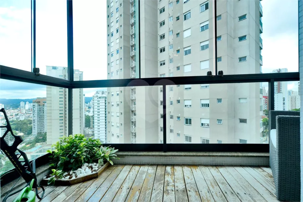 Apartamento à venda com 4 quartos, 220m² - Foto 6