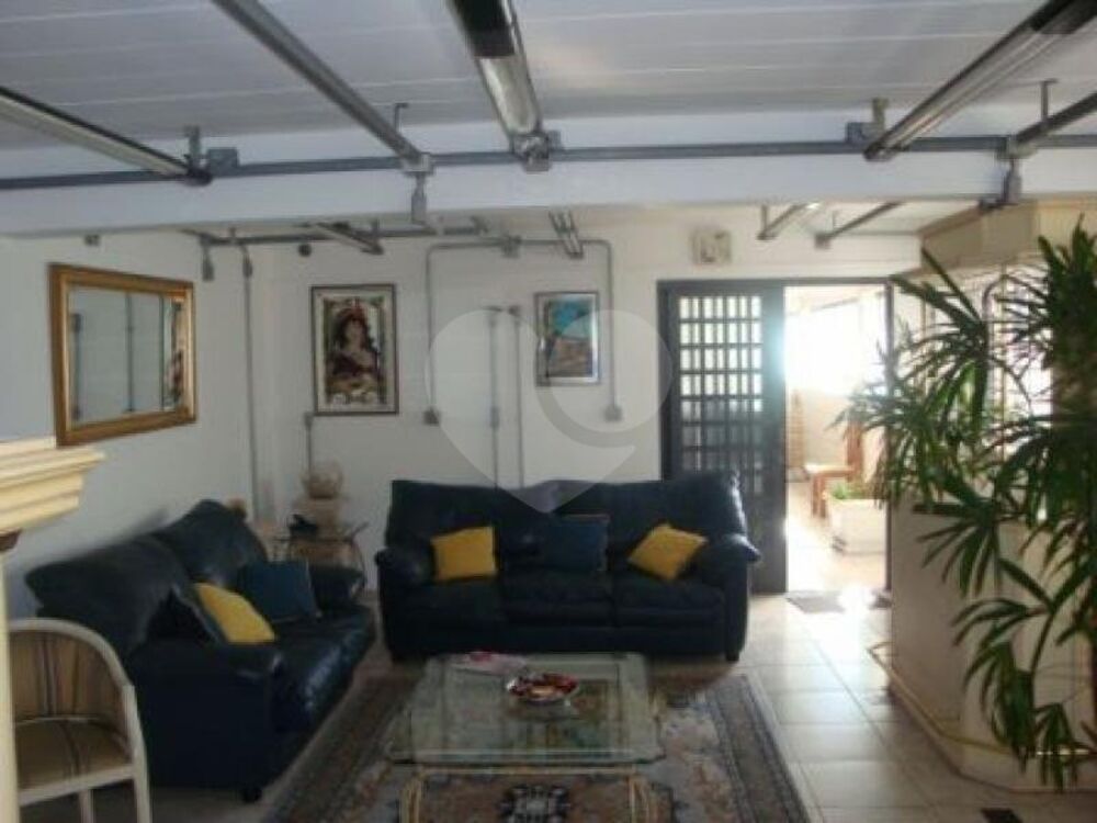 Prédio Inteiro à venda, 560m² - Foto 1