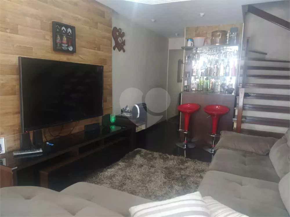 Sobrado à venda com 3 quartos, 100m² - Foto 4