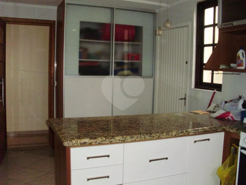 Sobrado à venda com 3 quartos, 182m² - Foto 2