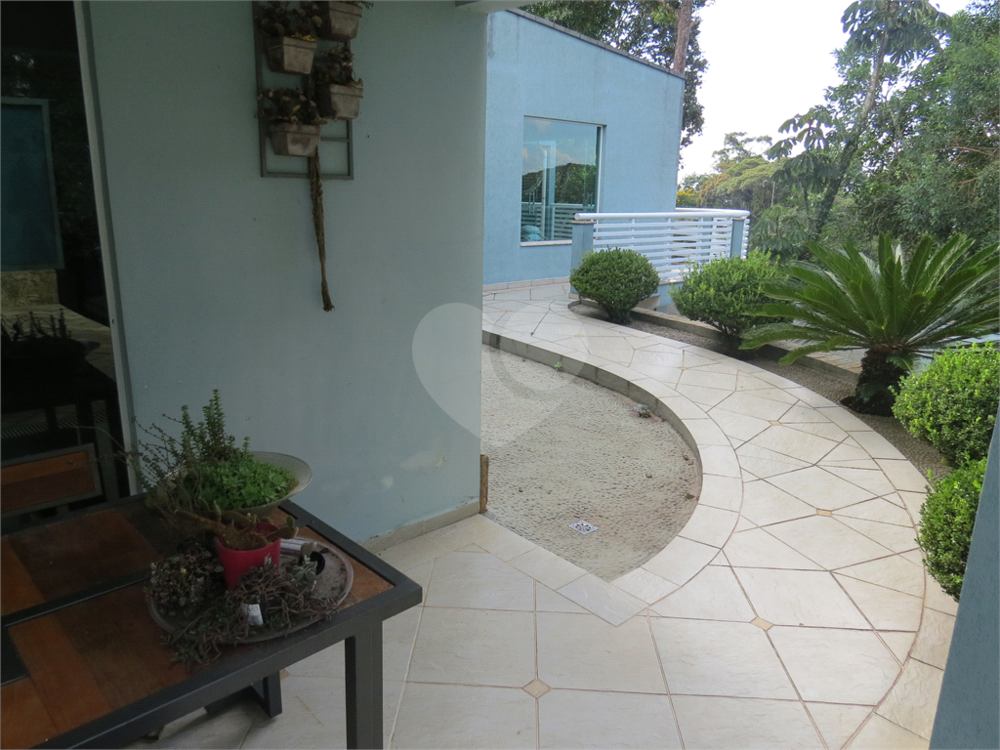 Casa de Condomínio à venda com 3 quartos, 280m² - Foto 4