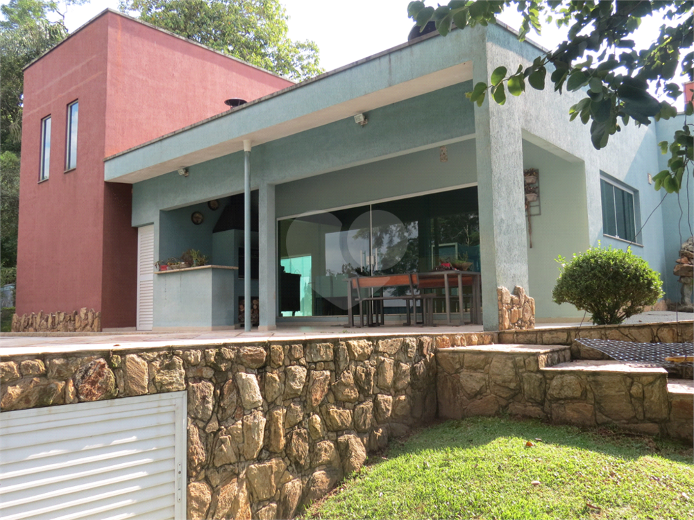Casa de Condomínio à venda com 3 quartos, 280m² - Foto 3