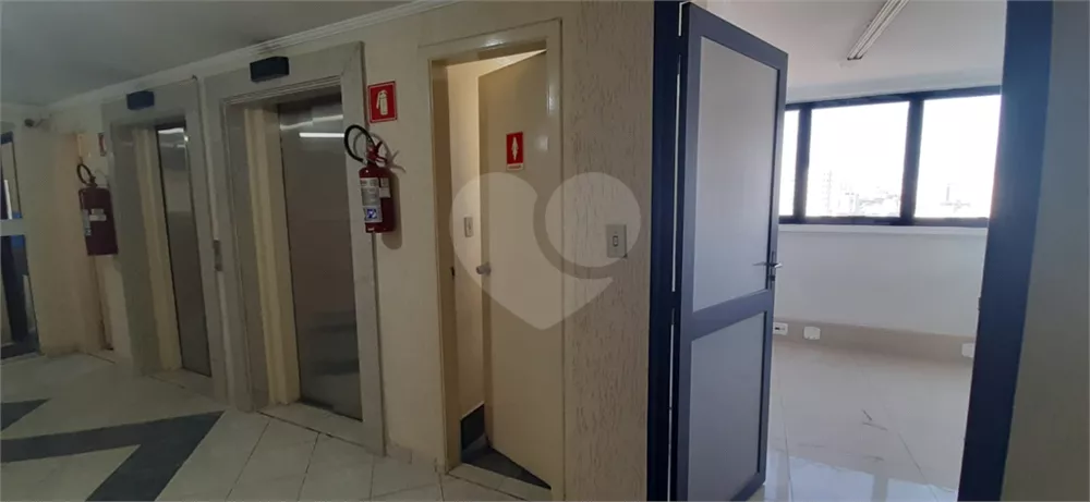 Conjunto Comercial-Sala à venda e aluguel, 40m² - Foto 17