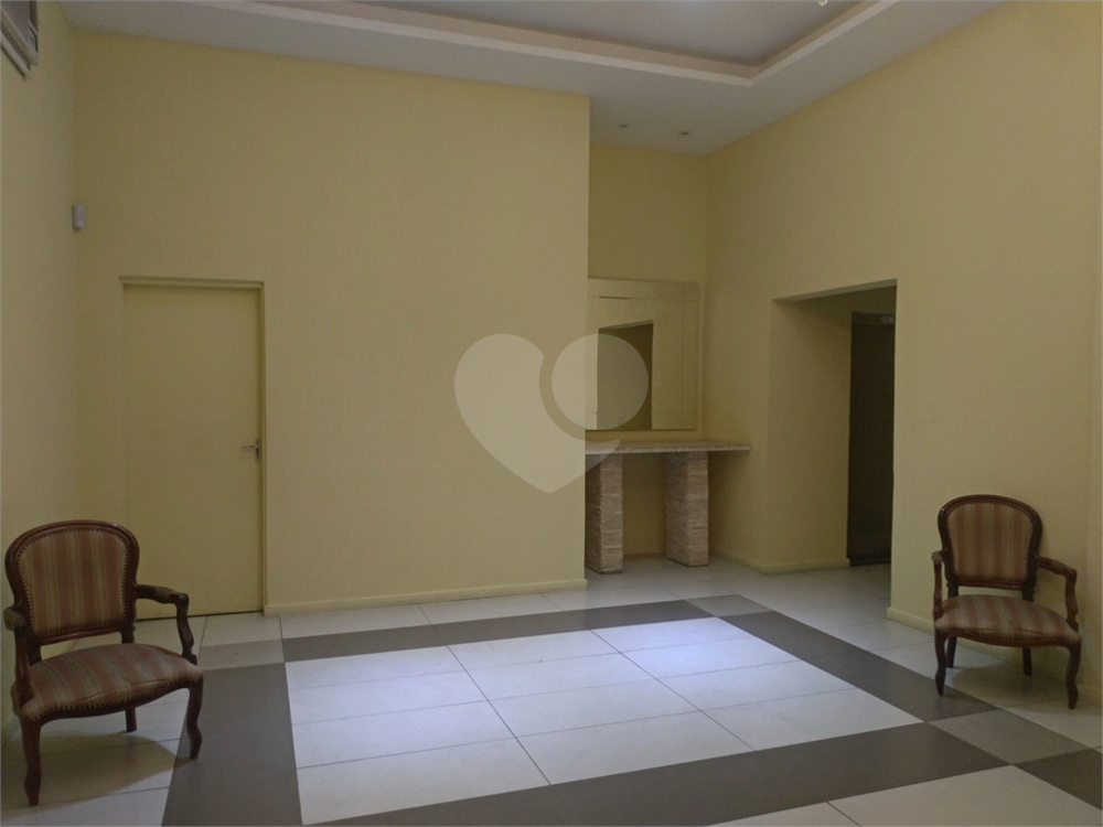 Prédio Inteiro, 2500 m² - Foto 2