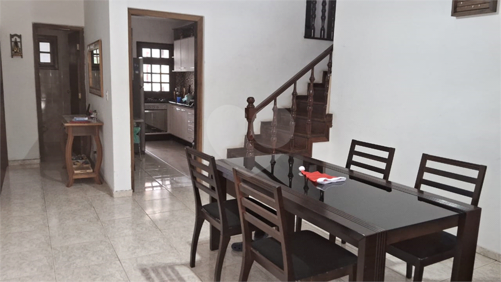 Casa de Condomínio à venda com 3 quartos, 430m² - Foto 3