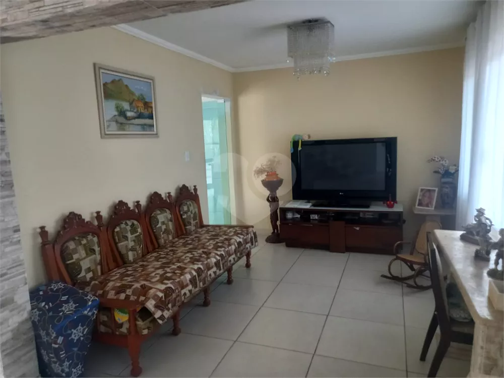 Sobrado à venda com 3 quartos, 174m² - Foto 3