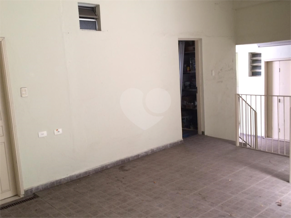 Casa à venda e aluguel, 670m² - Foto 11