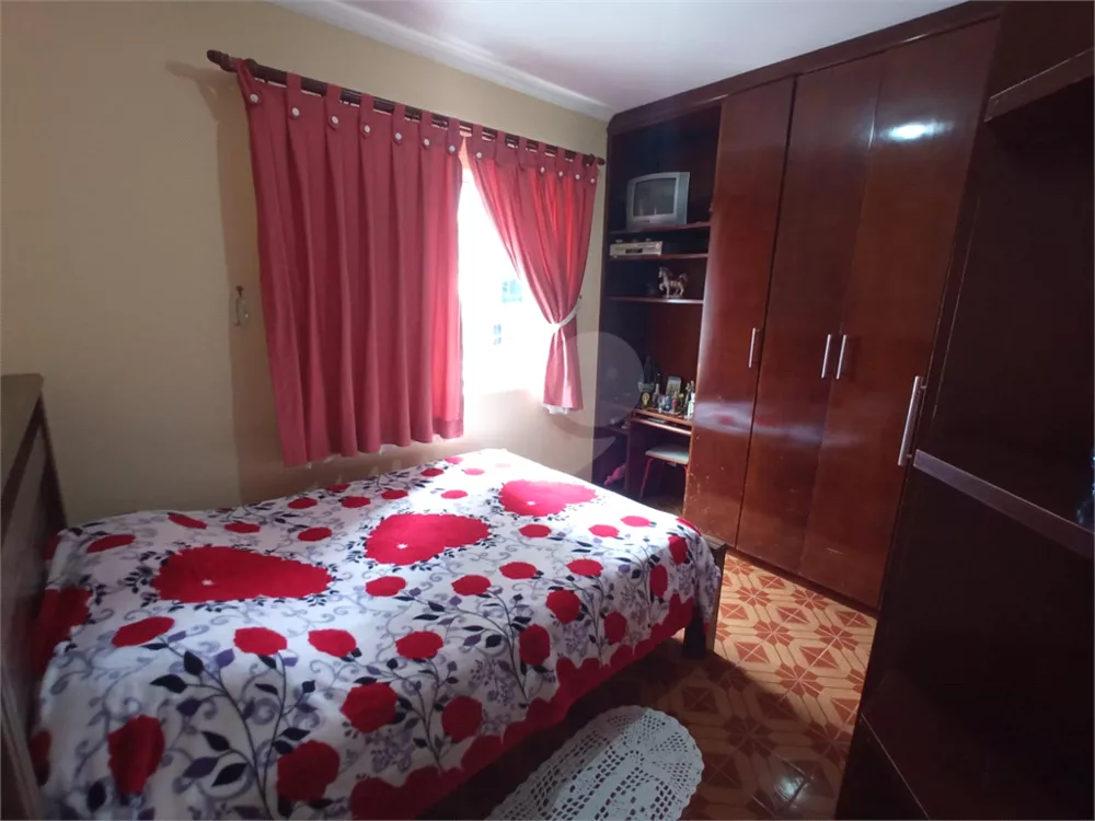 Apartamento à venda com 2 quartos, 70m² - Foto 4