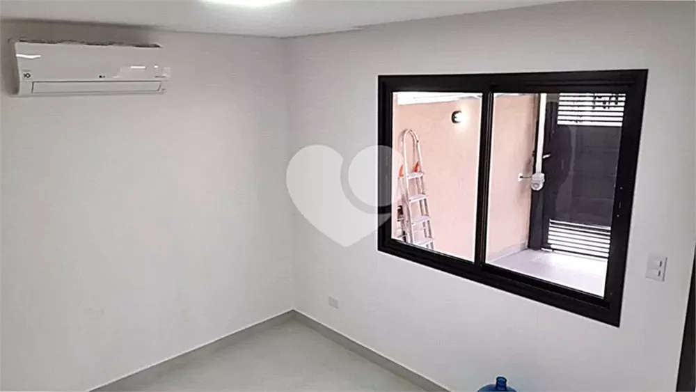 Sobrado à venda com 2 quartos, 213m² - Foto 4