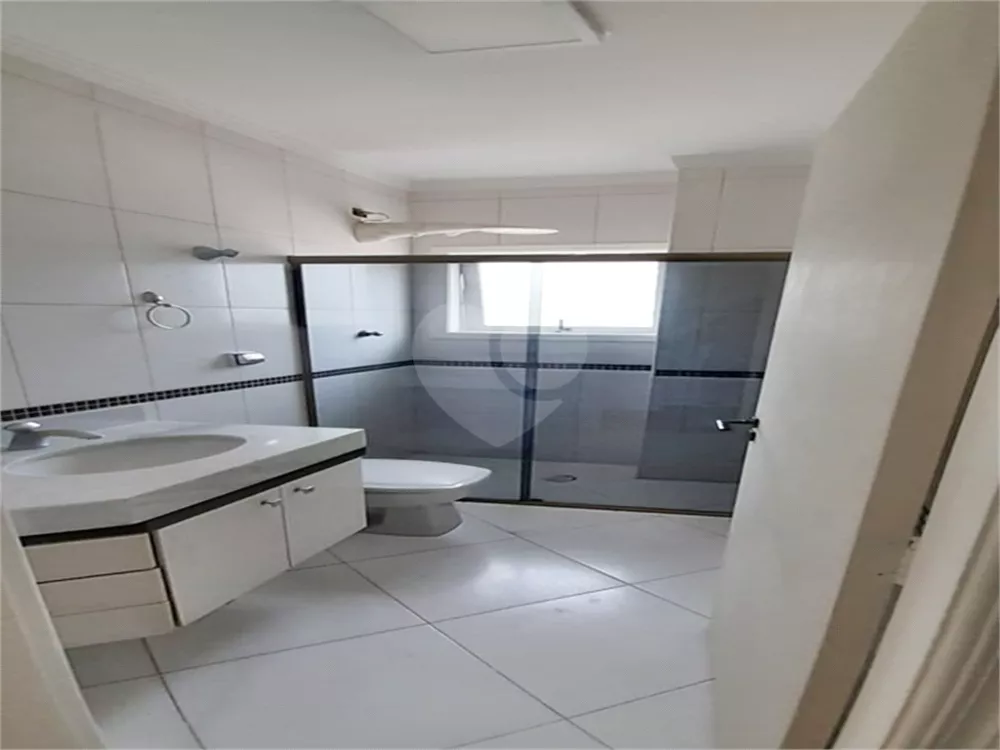 Sobrado à venda com 4 quartos, 251m² - Foto 9