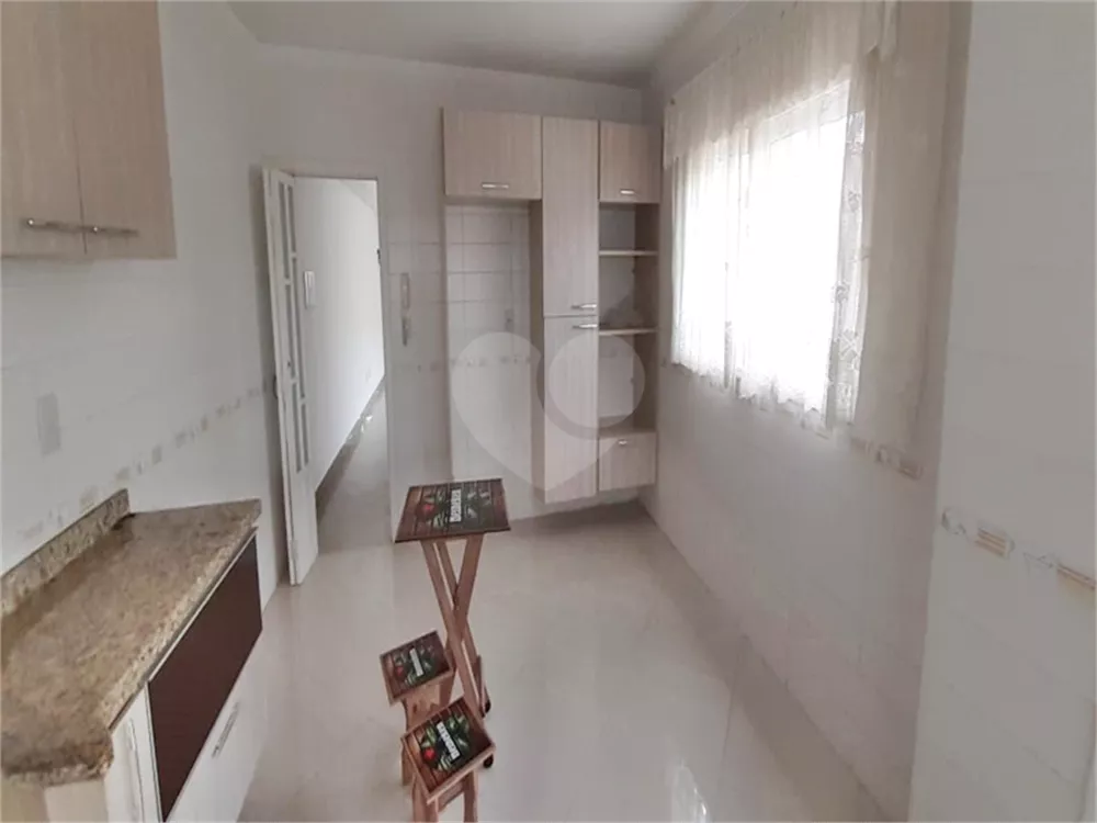 Sobrado à venda com 4 quartos, 251m² - Foto 4