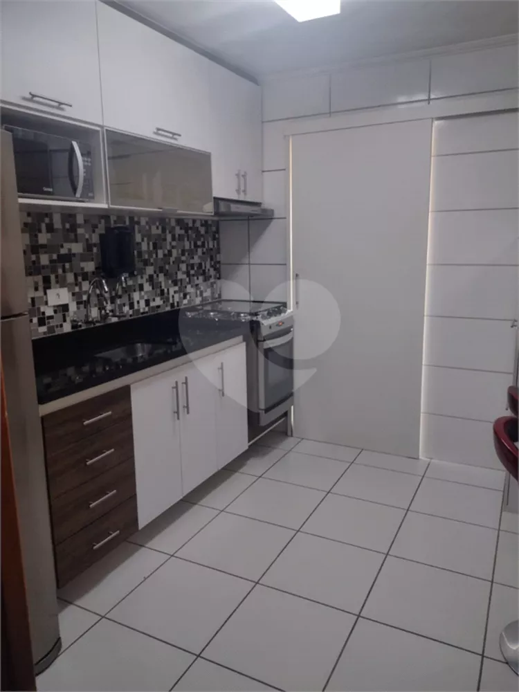 Apartamento à venda com 2 quartos, 57m² - Foto 4