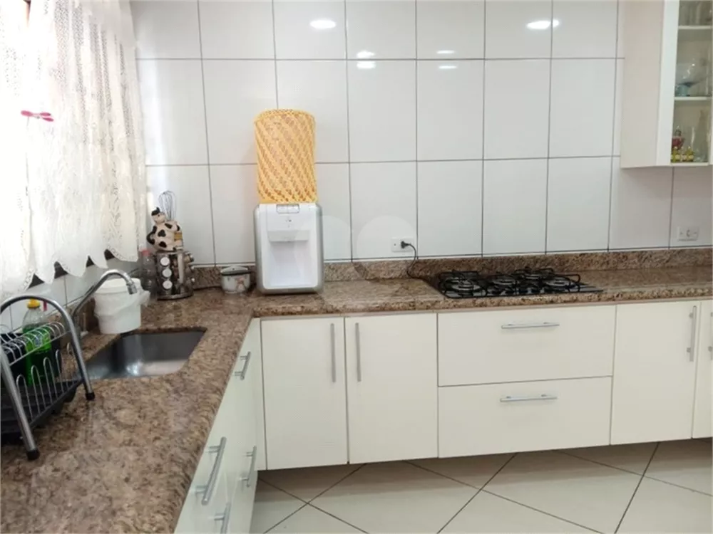 Sobrado à venda com 4 quartos, 170m² - Foto 3