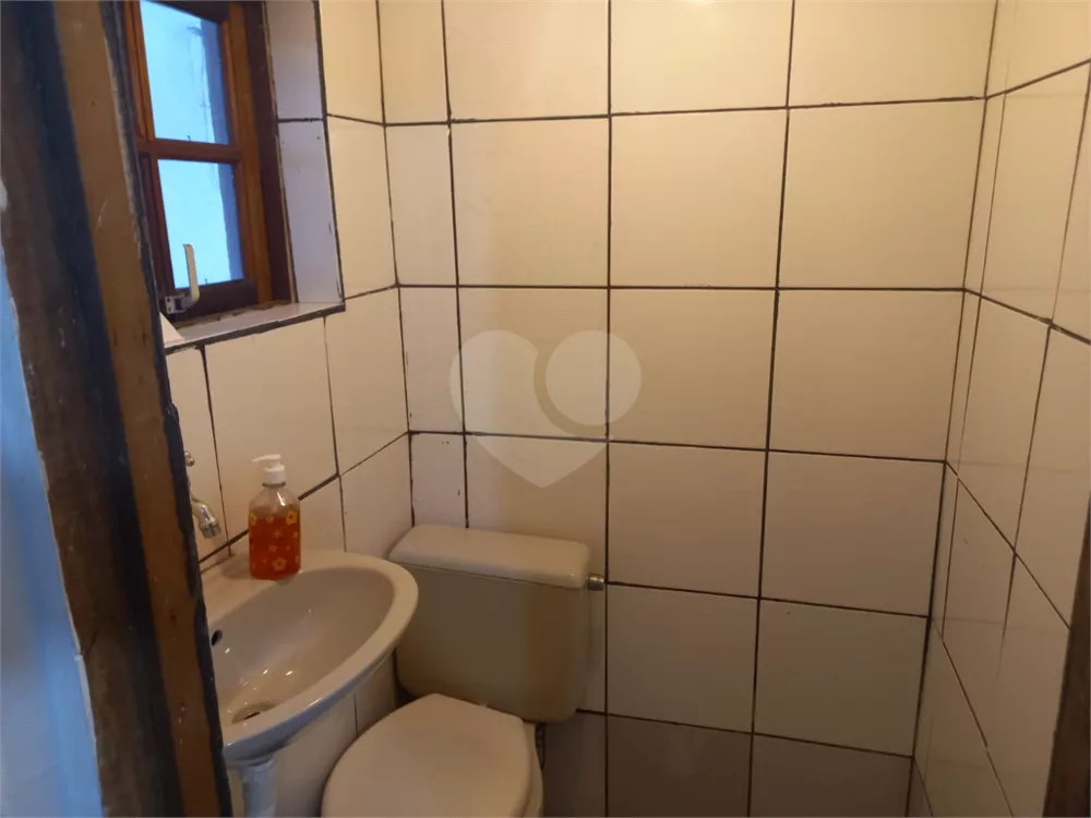 Sobrado à venda com 3 quartos, 180m² - Foto 2