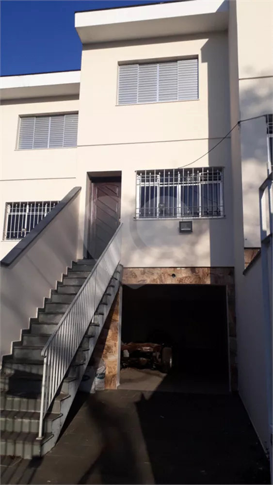 Sobrado à venda com 4 quartos, 146m² - Foto 1